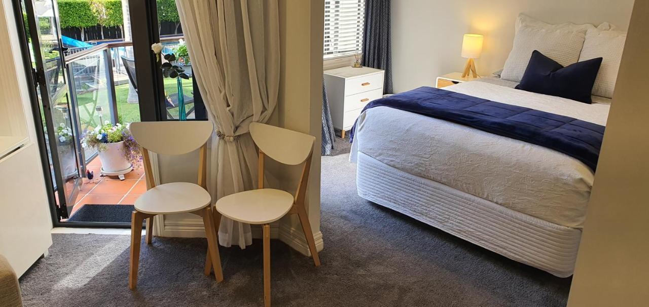 Takapuna Beach Accommodation Окленд Екстер'єр фото