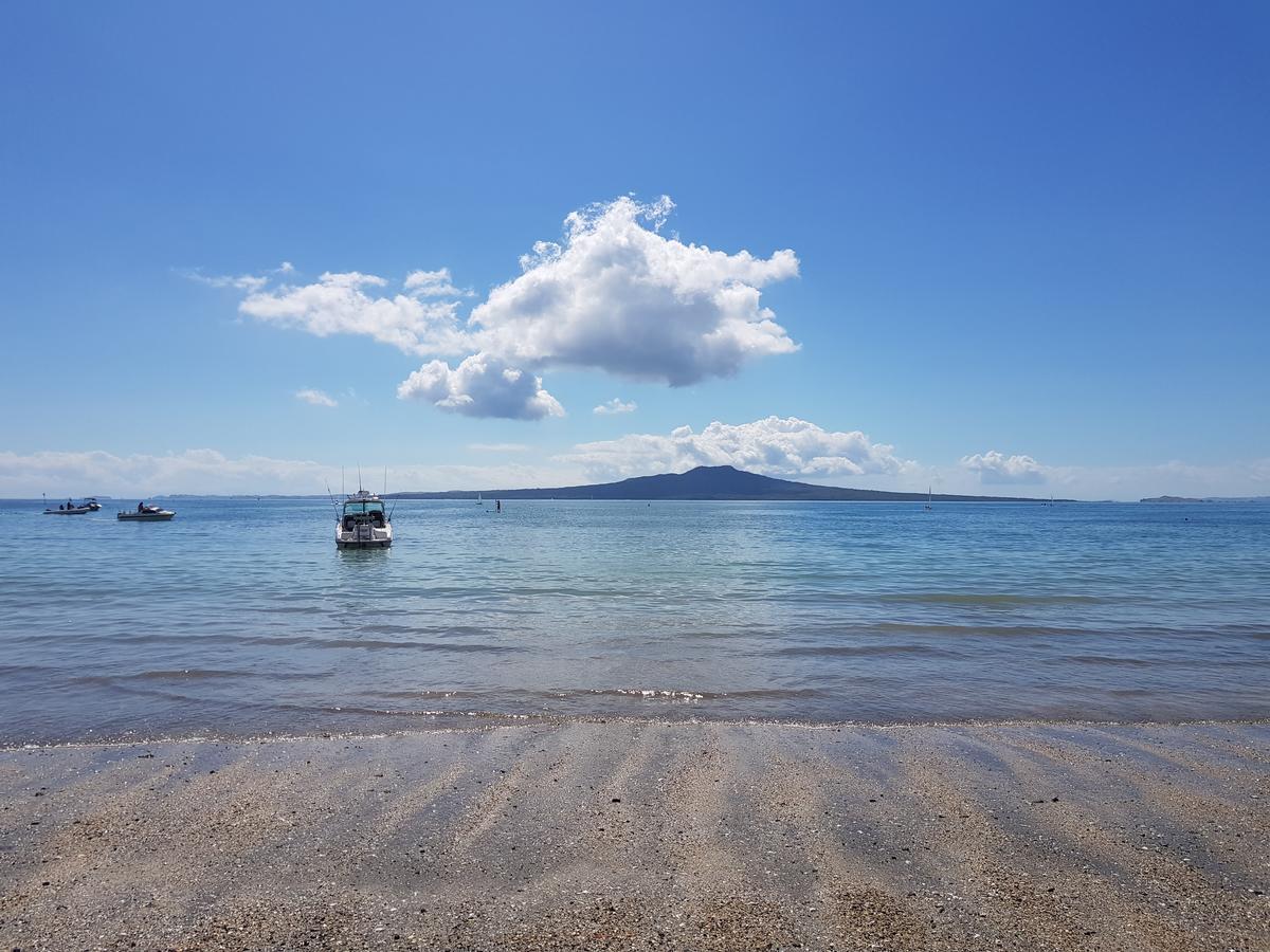 Takapuna Beach Accommodation Окленд Екстер'єр фото